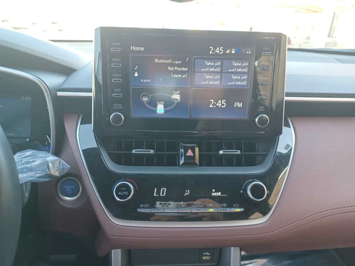 Car image 14