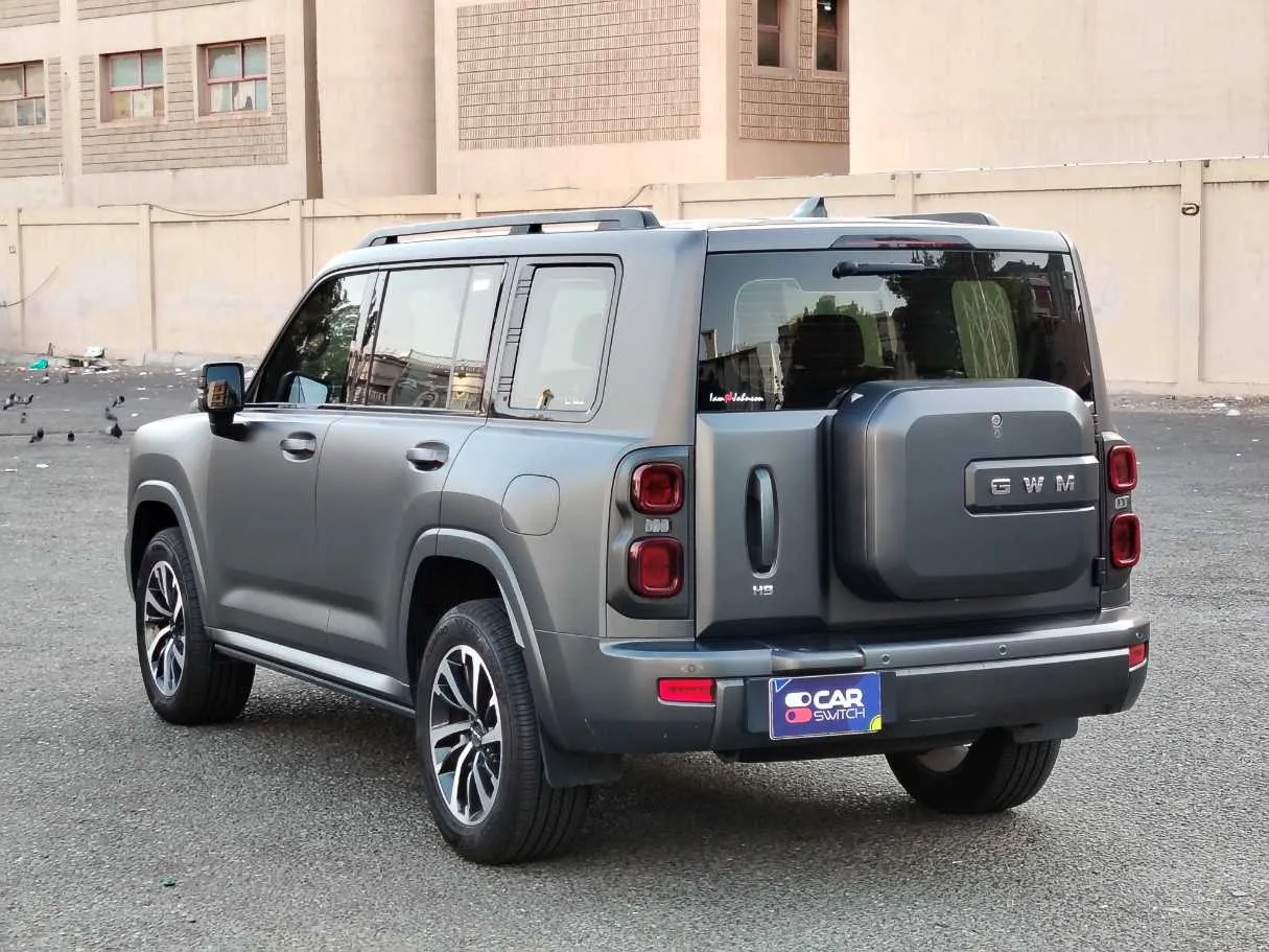 Car image 7