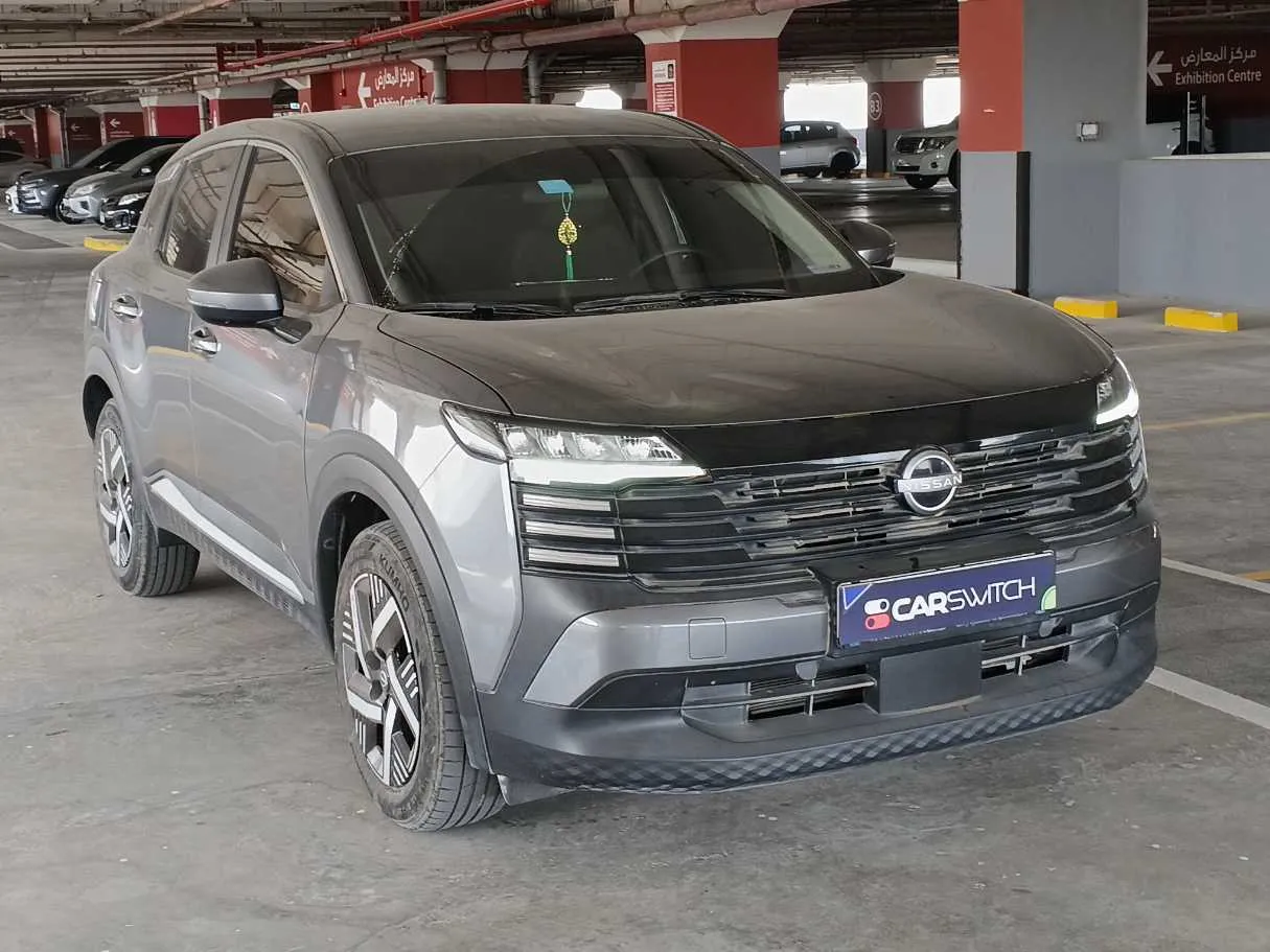 Car image 3