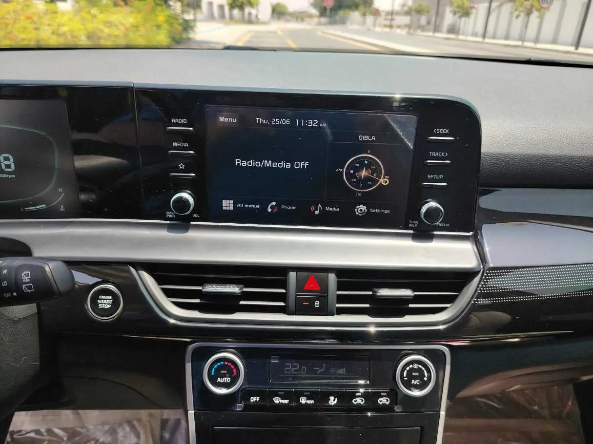 Car image 22