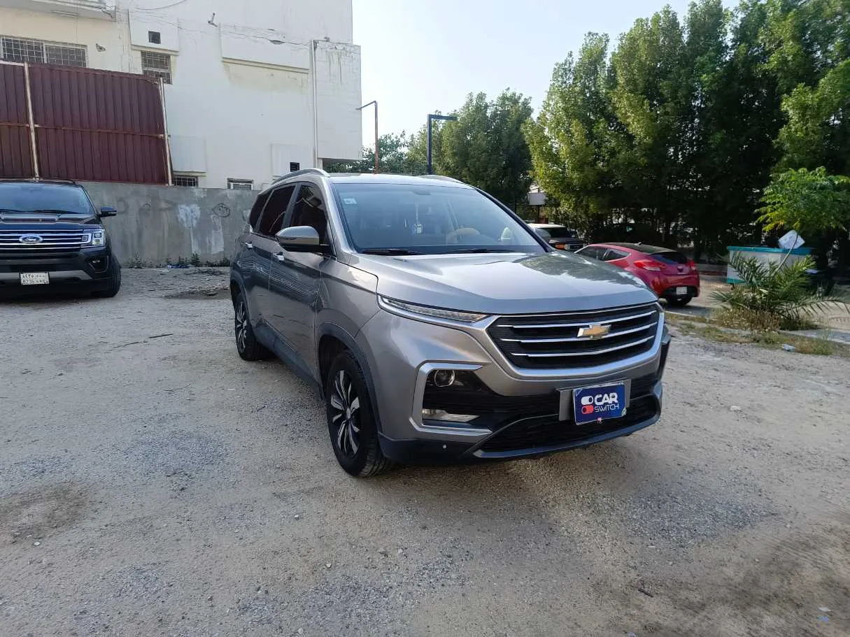 Car image 3