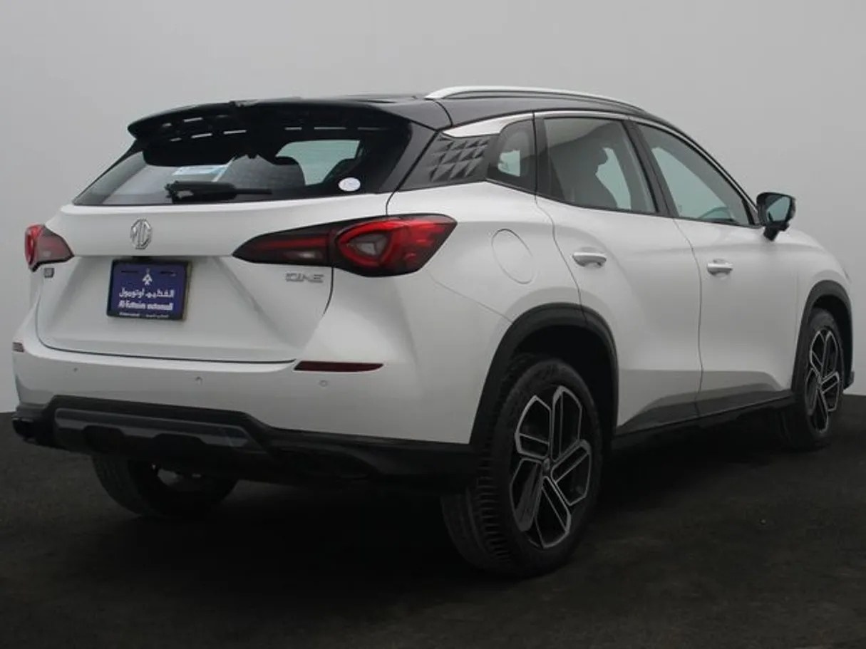 Car image 2