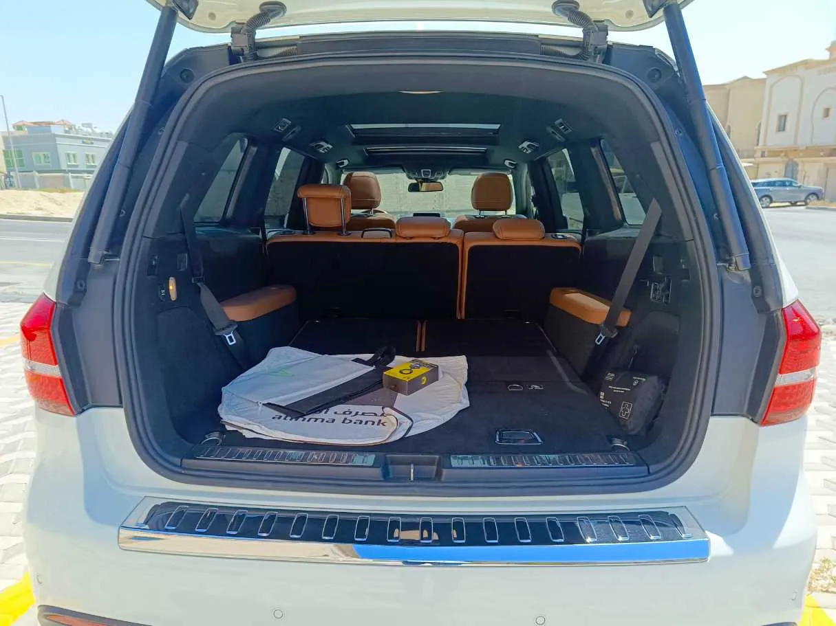 Car image 31