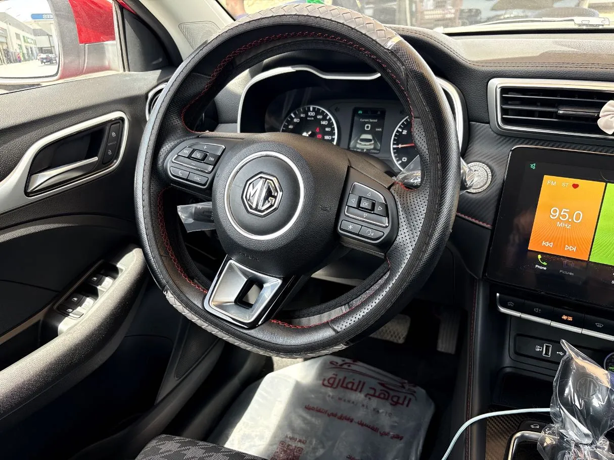Car image 21