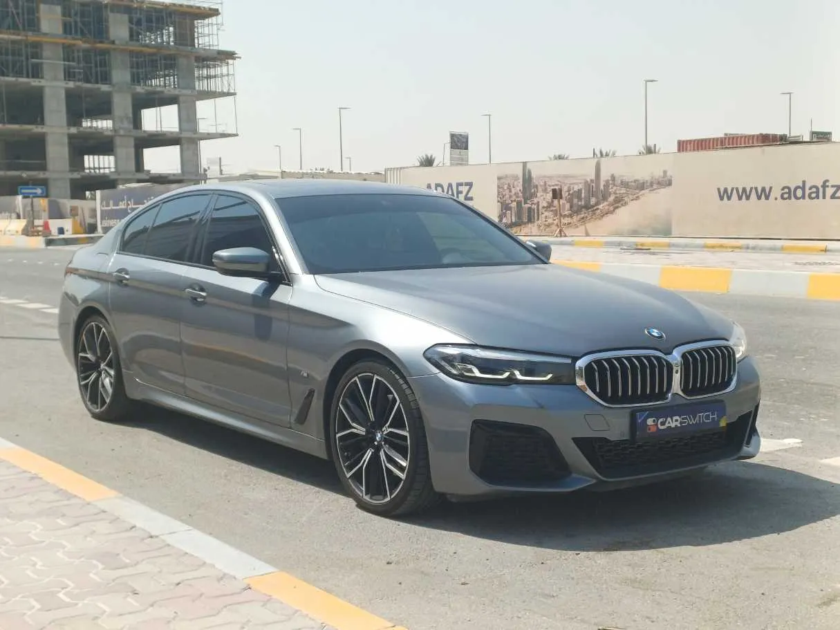 Car image 3