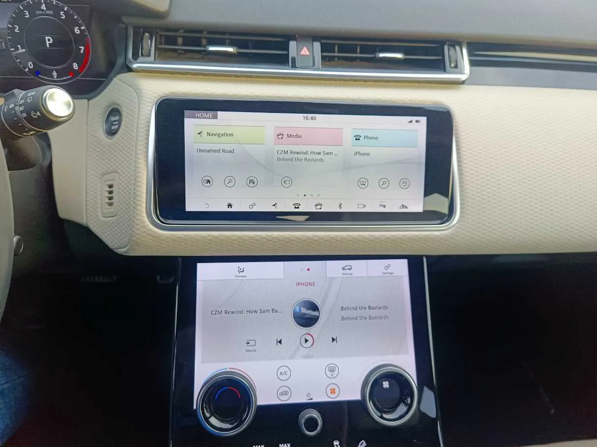 Car image 22