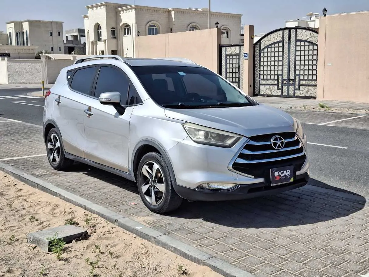 Car image 3