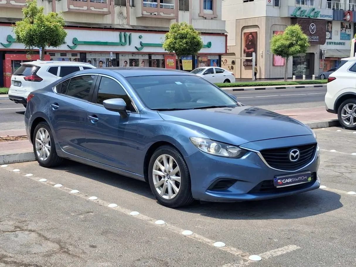Car image 3
