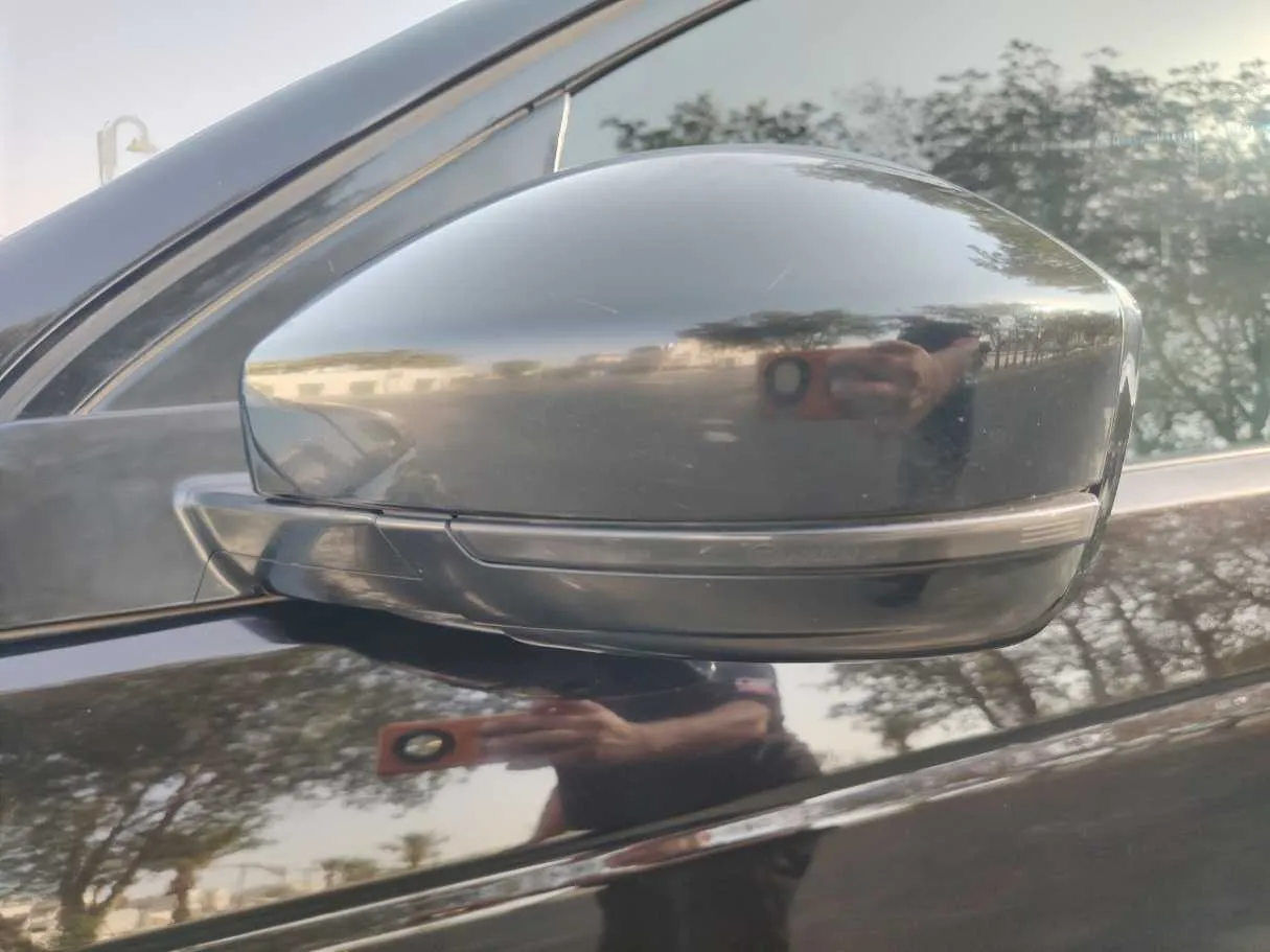 Car image 33