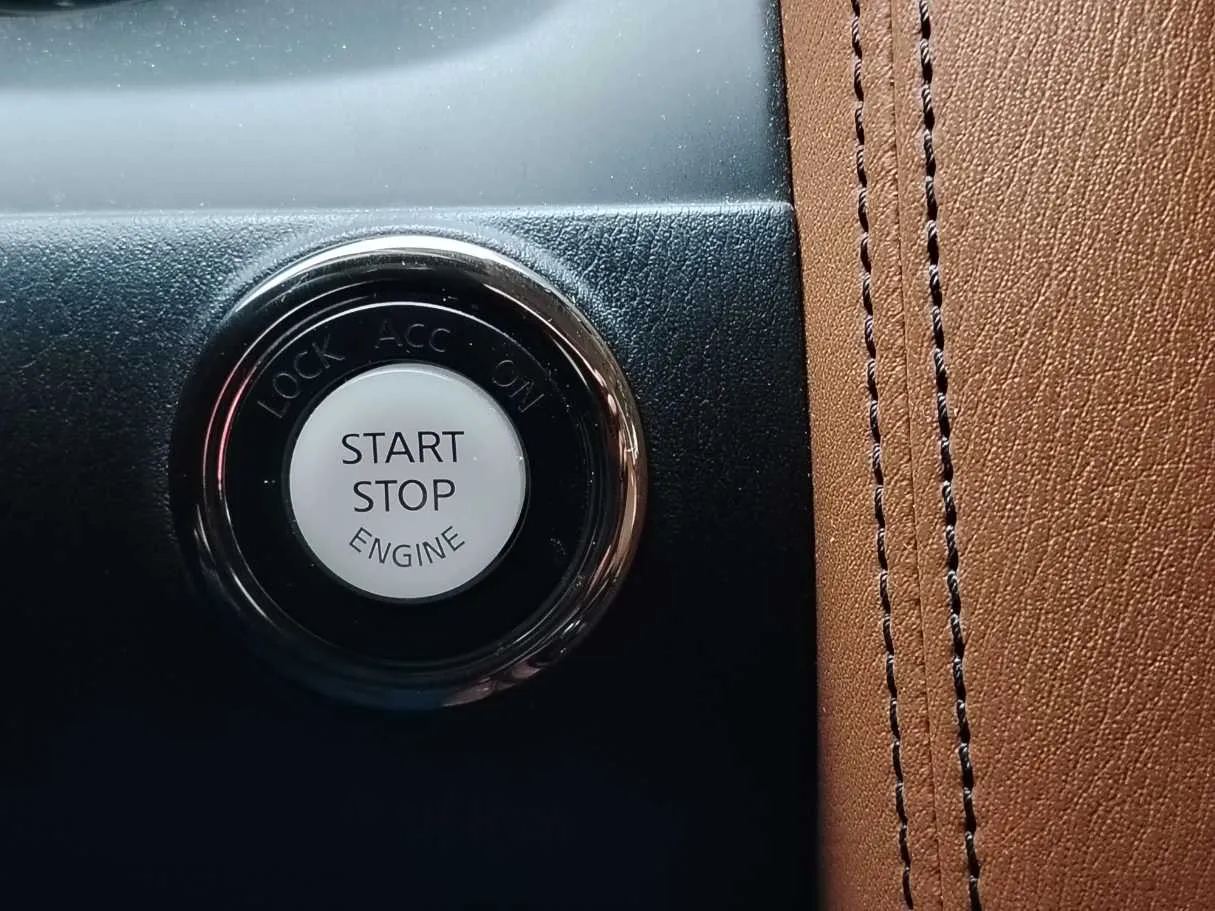 Car image 38