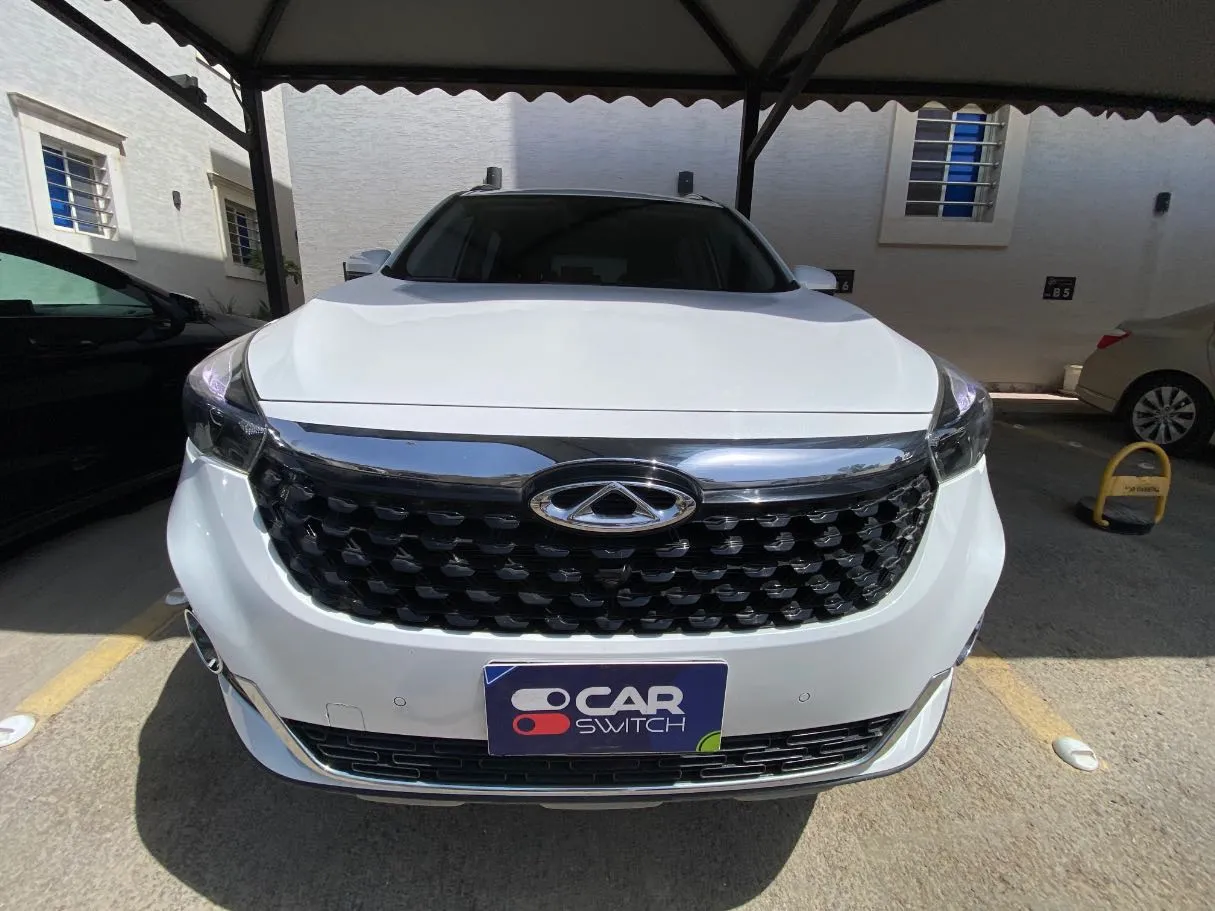 Car image 2