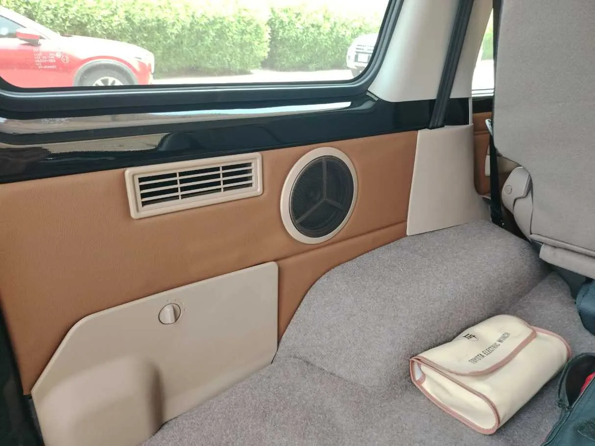 Car image 45