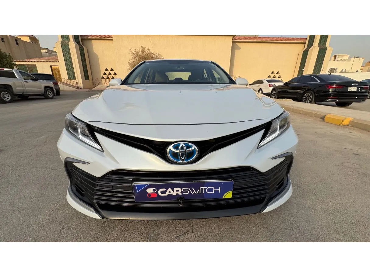 Car image 2