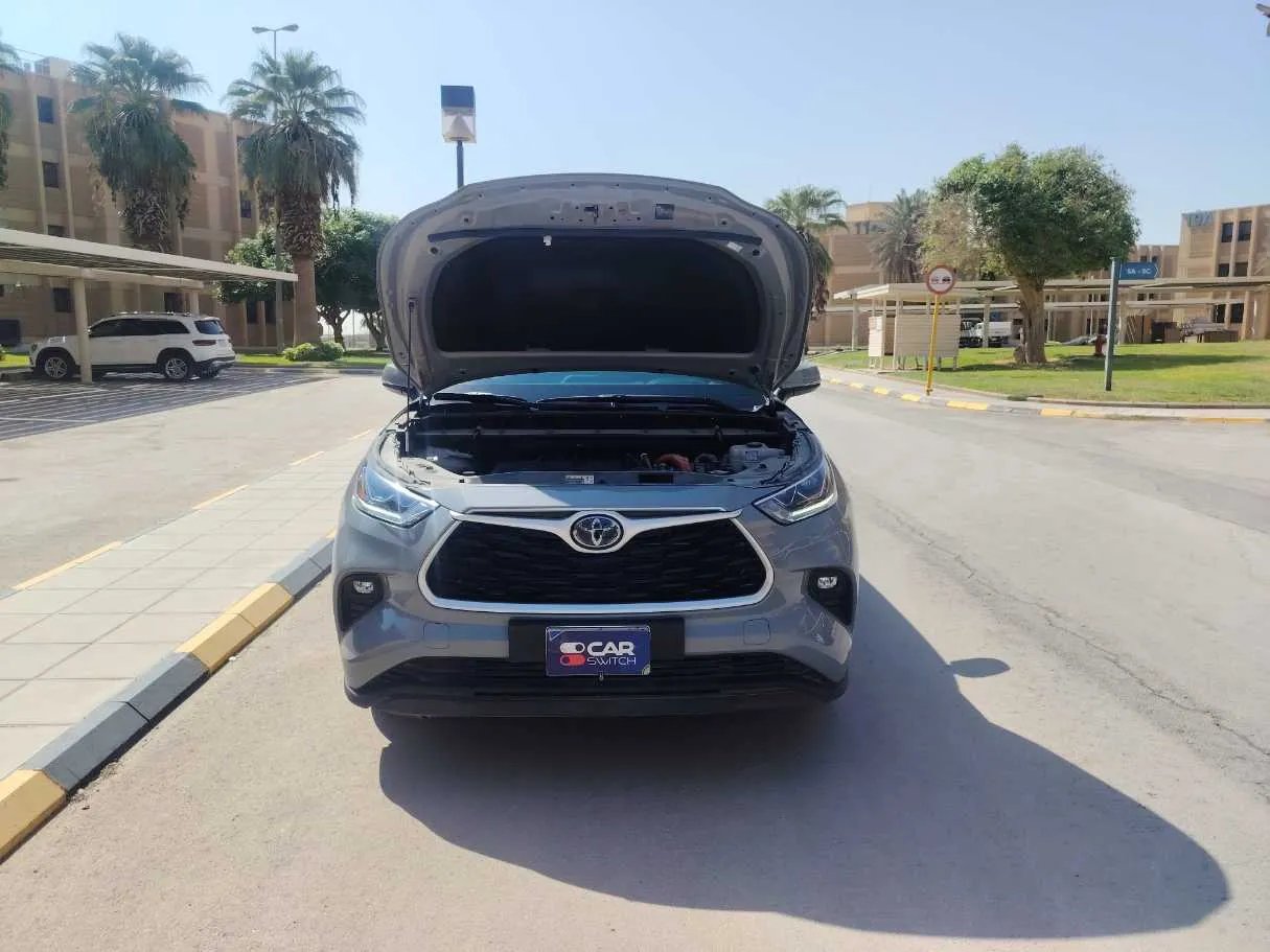 Car image 35