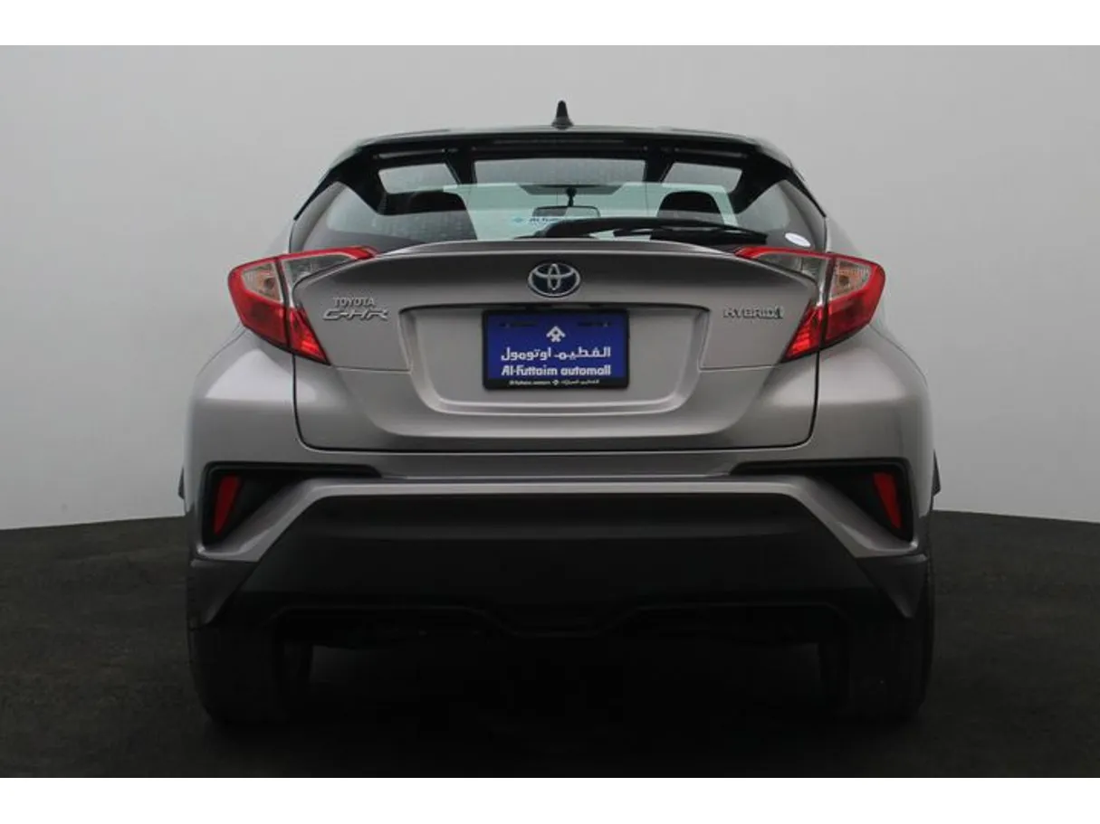 Car image 12