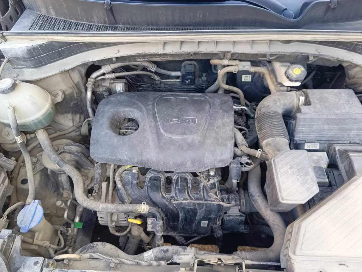Car image 35