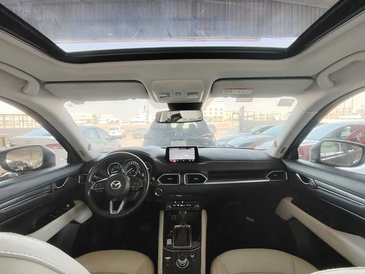 Car image 23