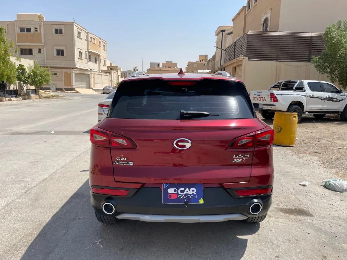 Car image 6