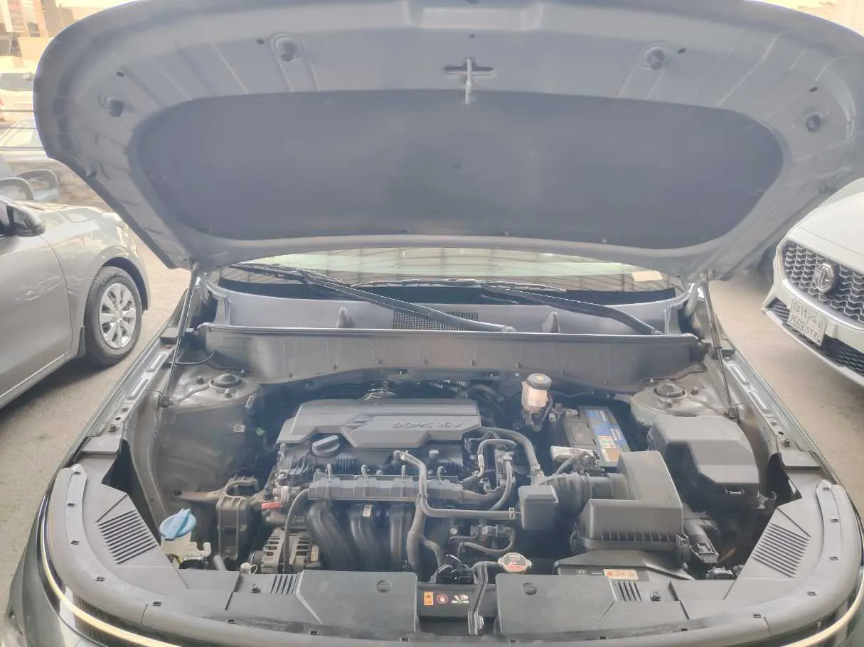 Car image 29