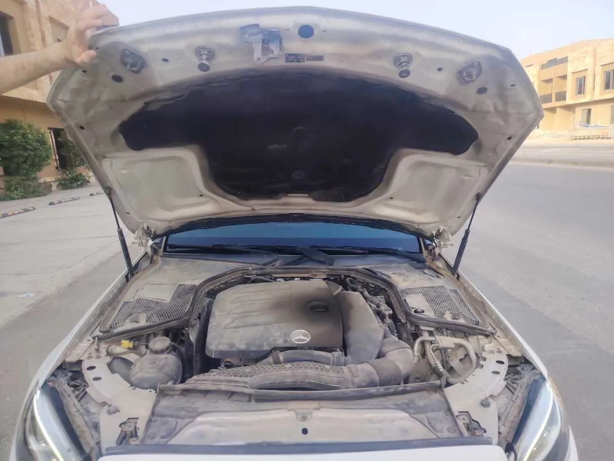Car image 36