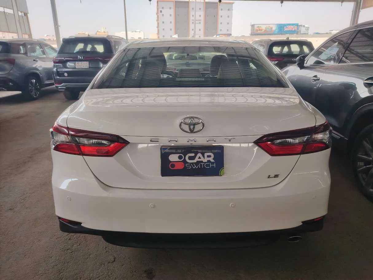 Car image 6