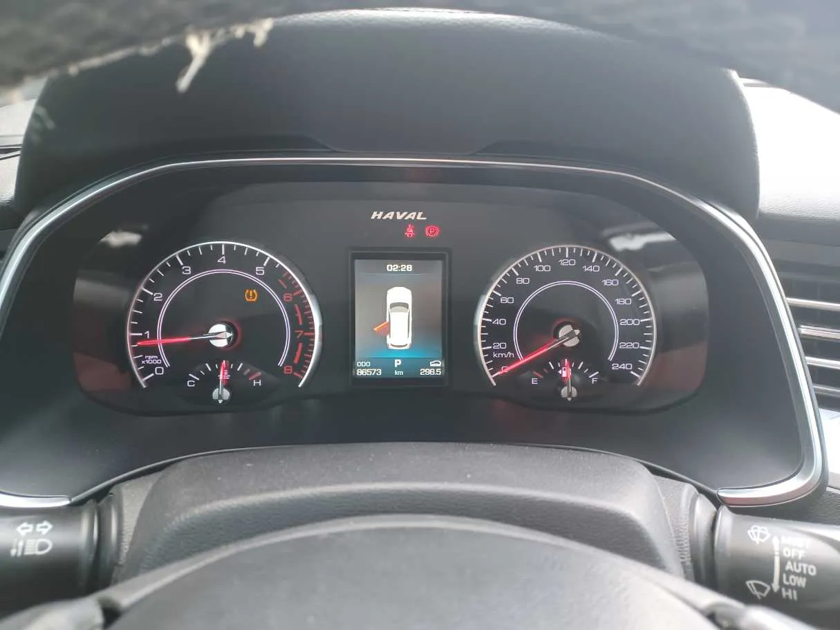 Car image 17