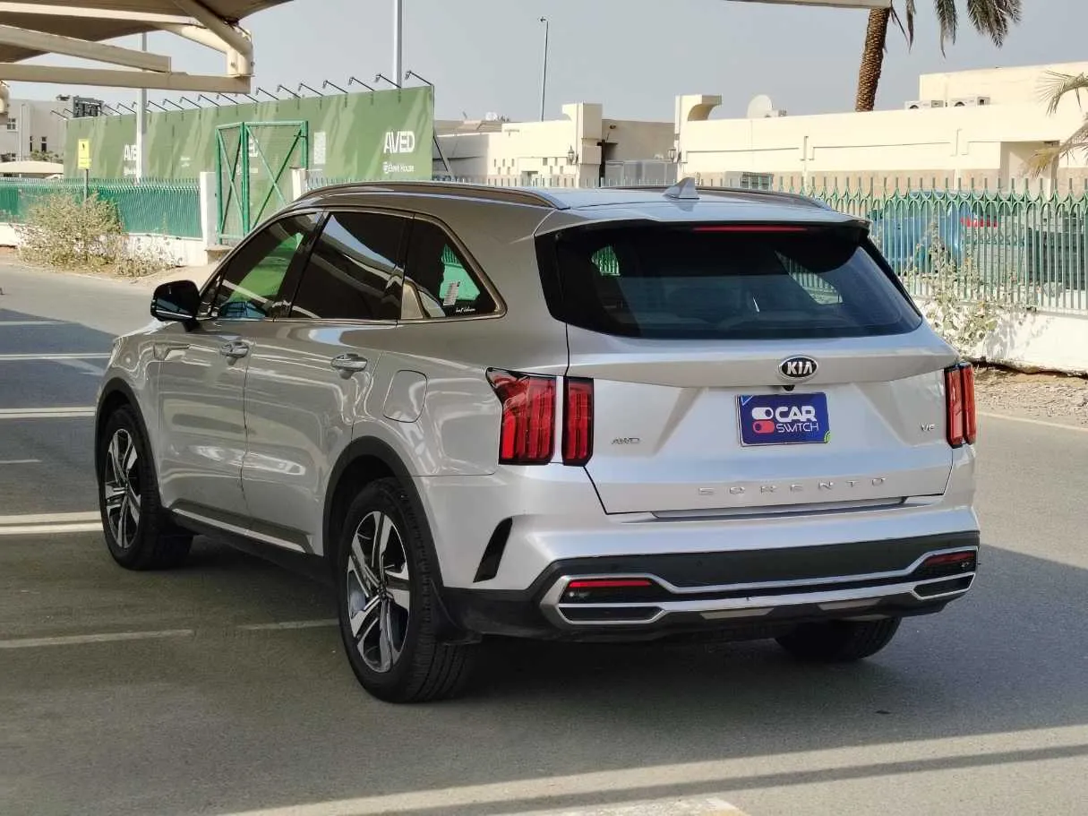 Car image 7