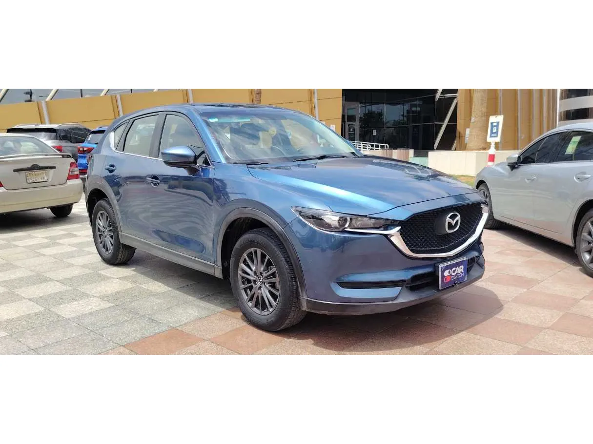 Car image 3