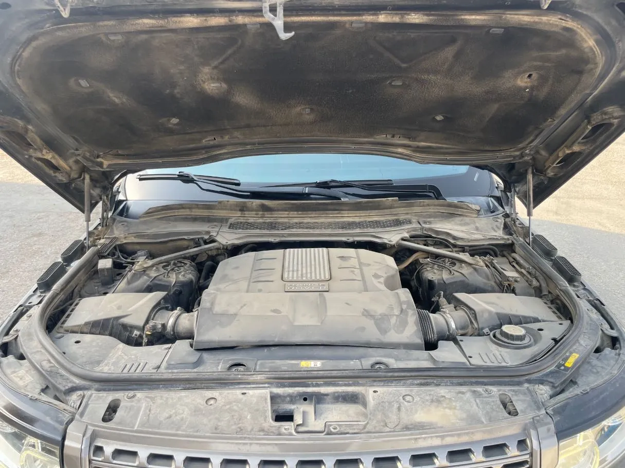 Car image 26