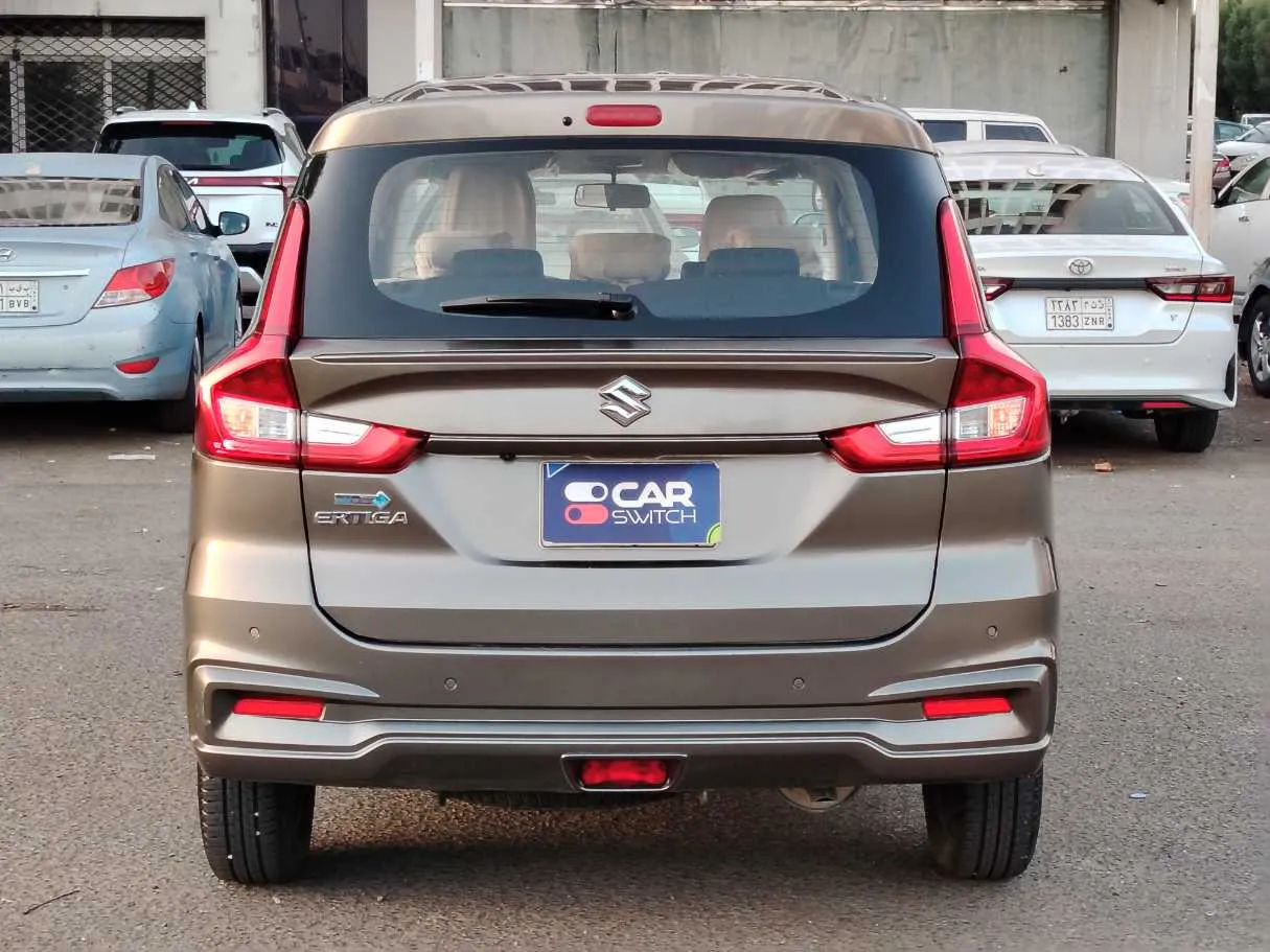 Car image 6