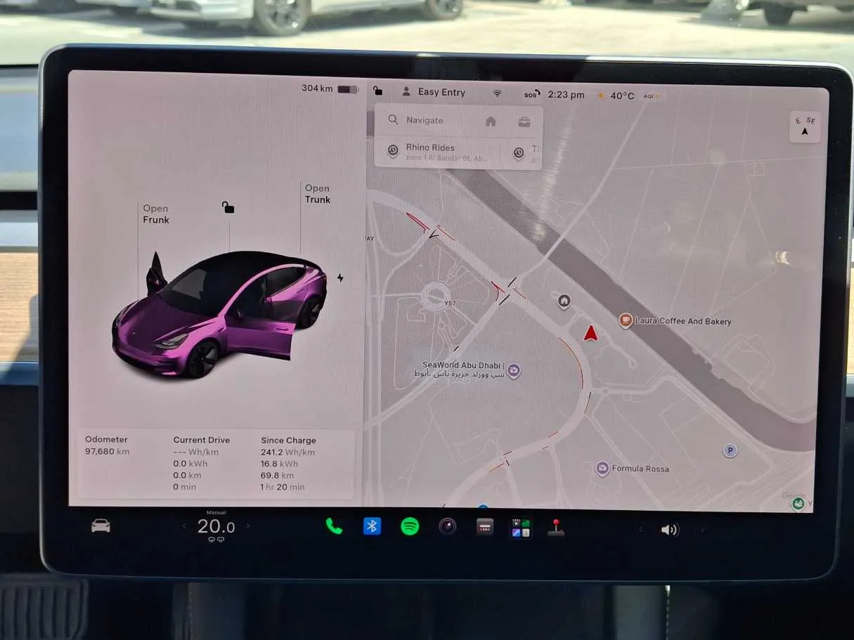 Car image 18