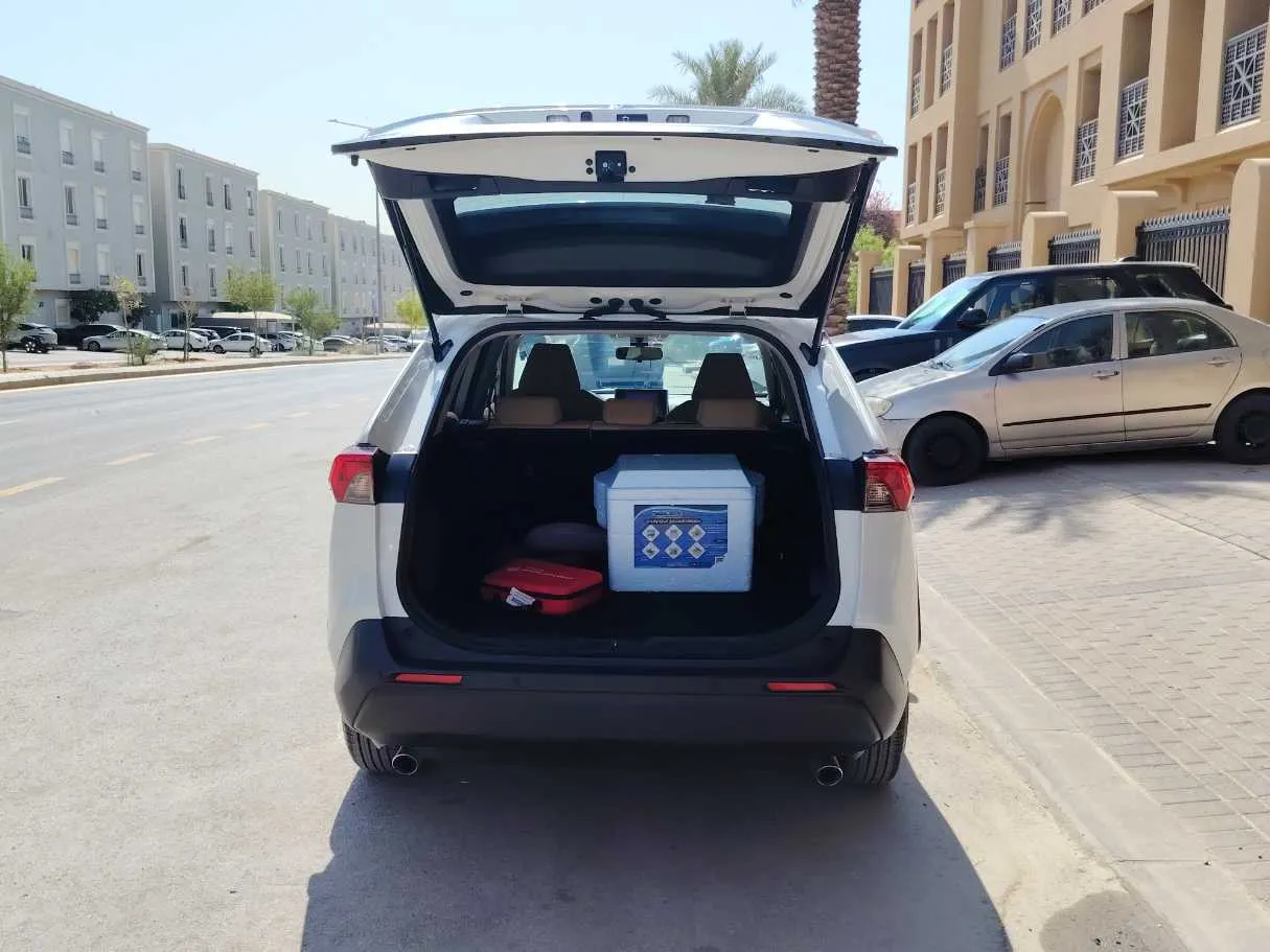 Car image 20