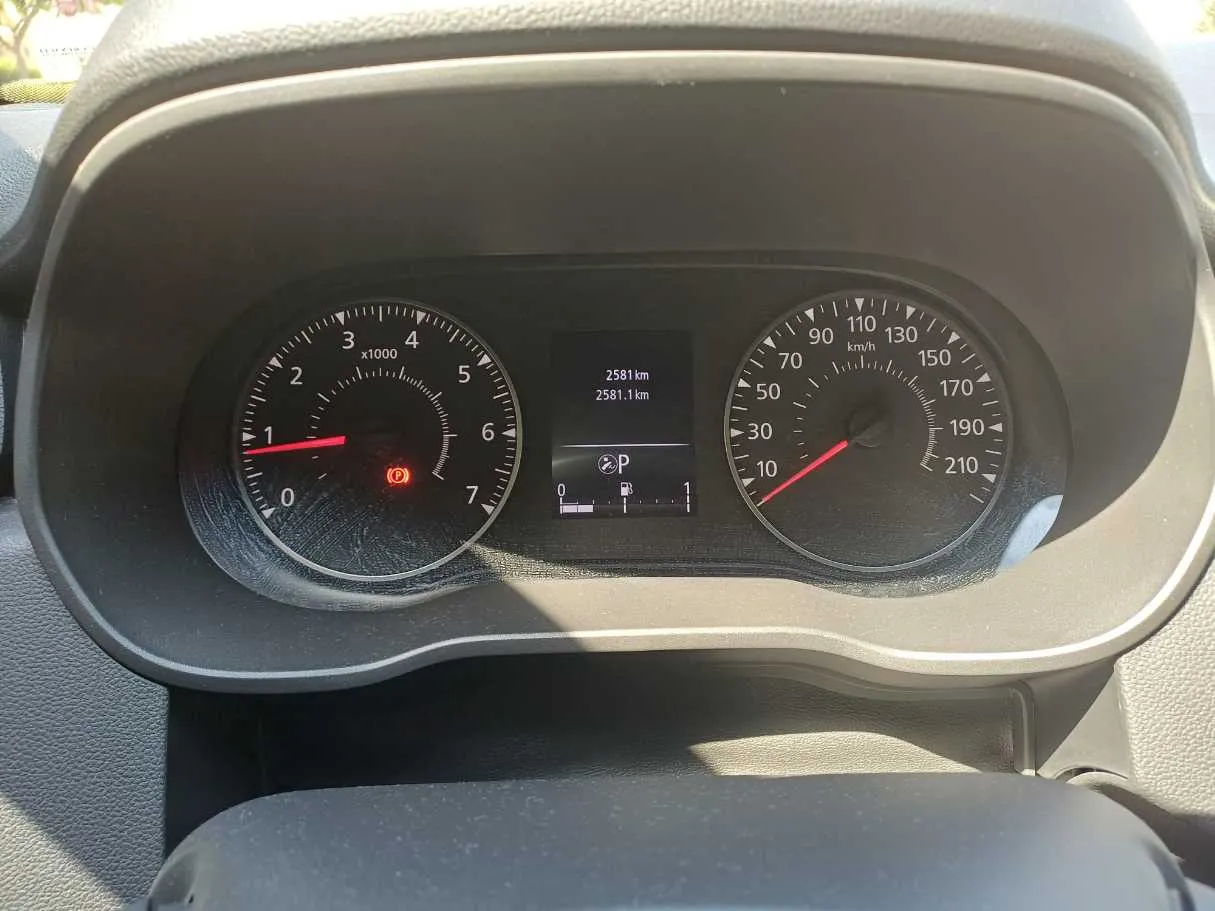 Car image 19