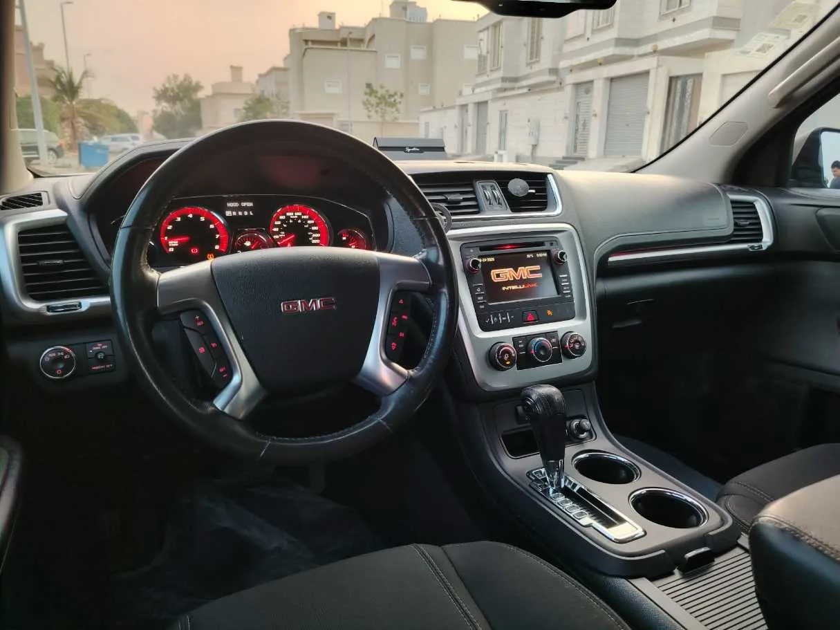 Car image 28