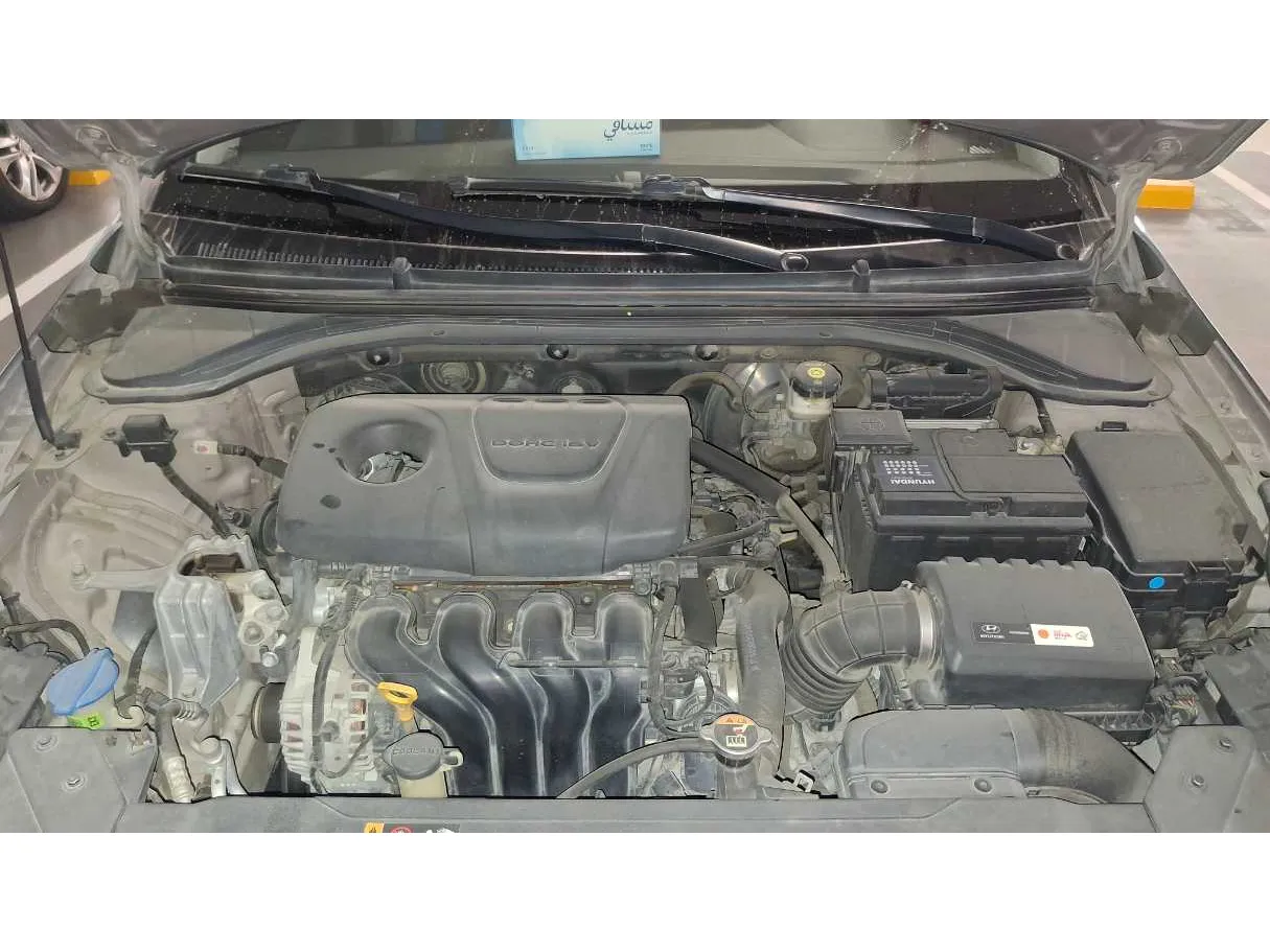 Car image 11