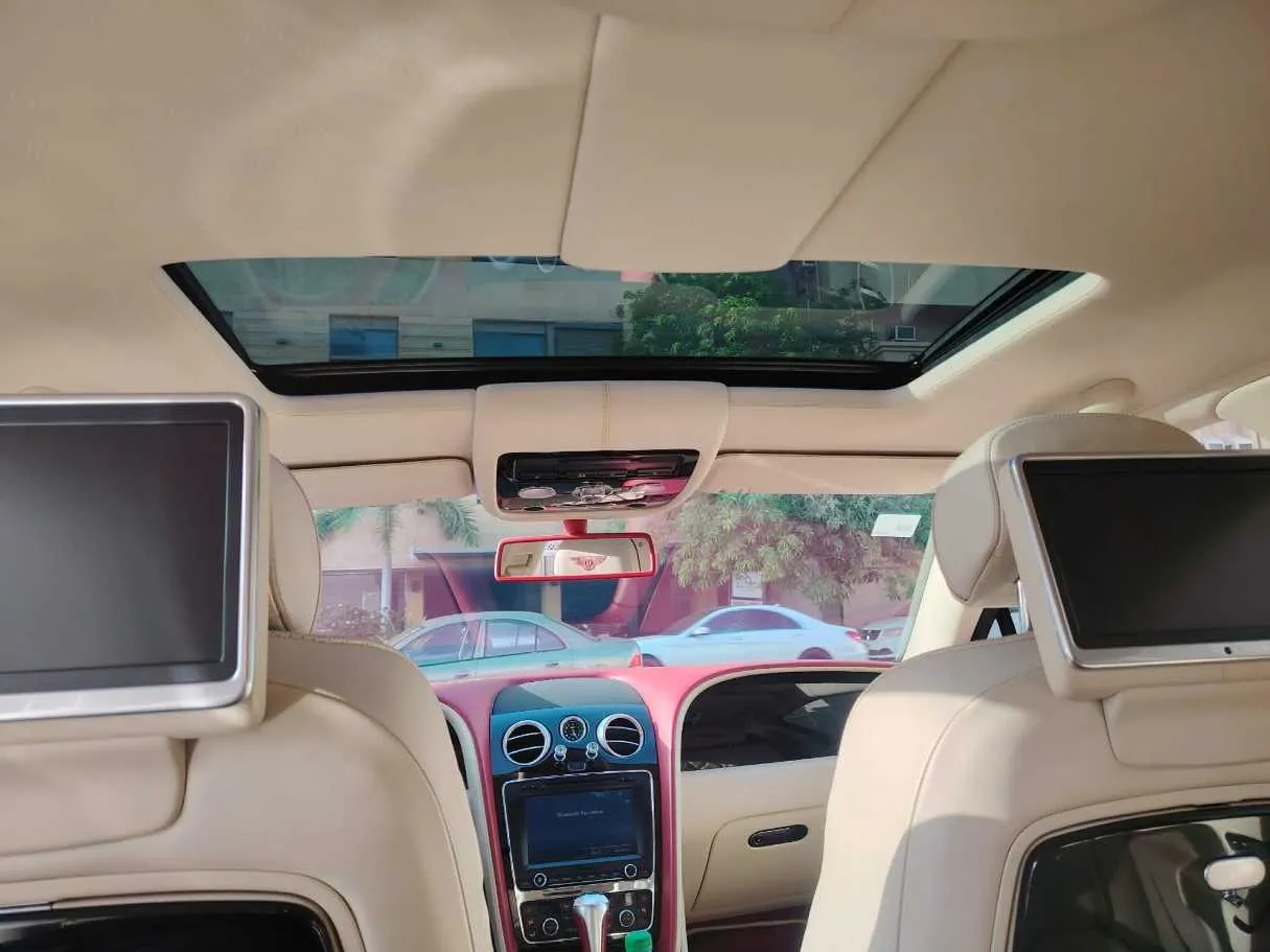 Car image 21