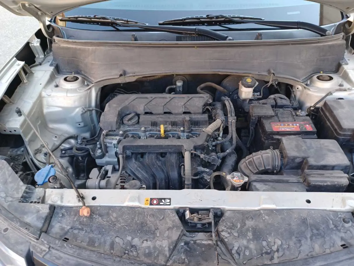 Car image 24