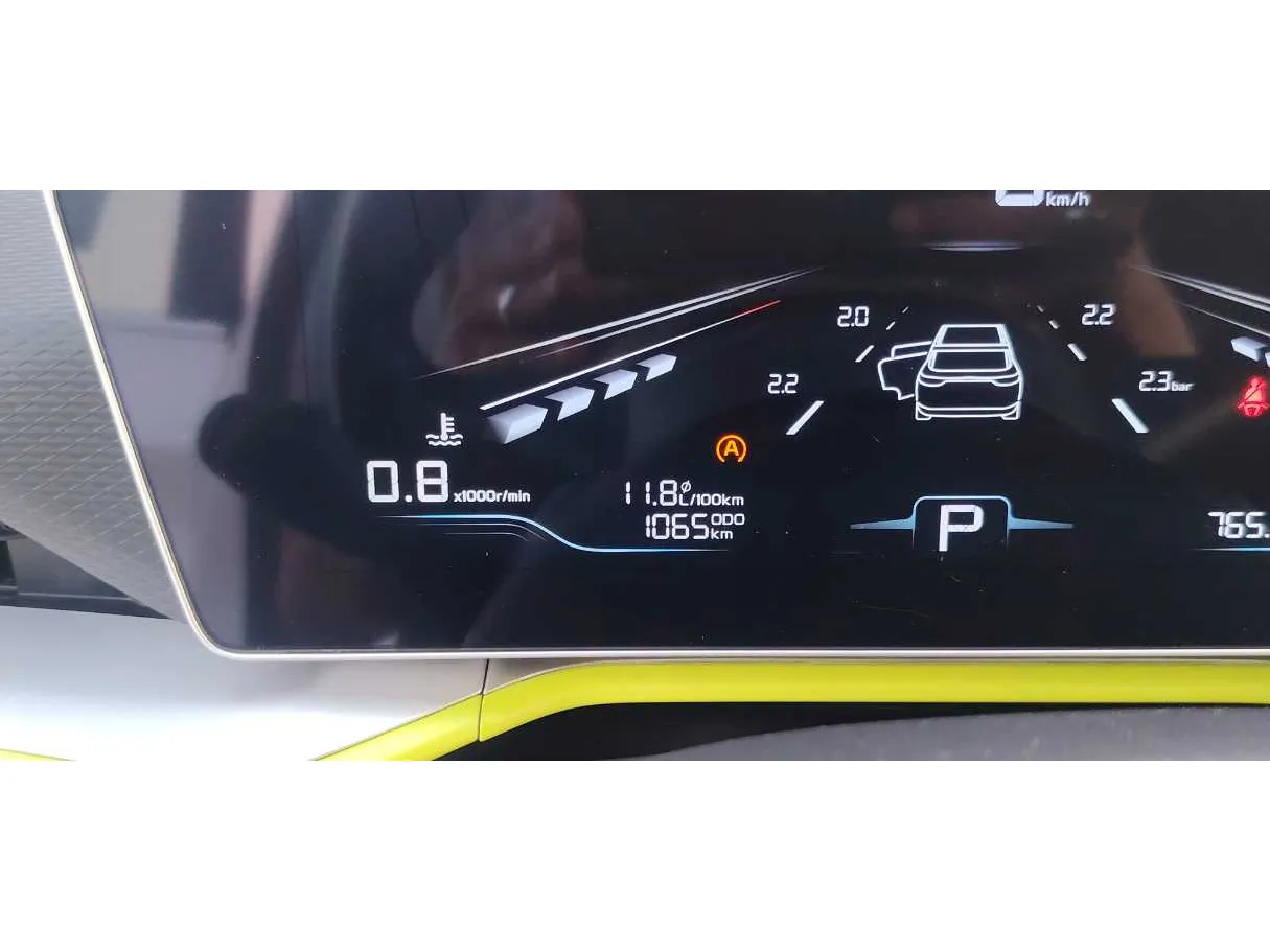 Car image 27
