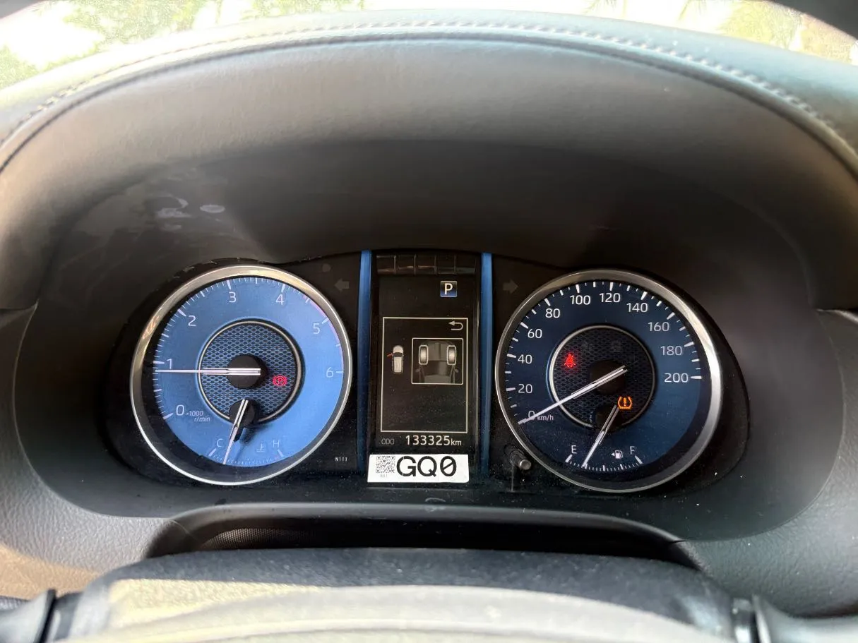 Car image 23