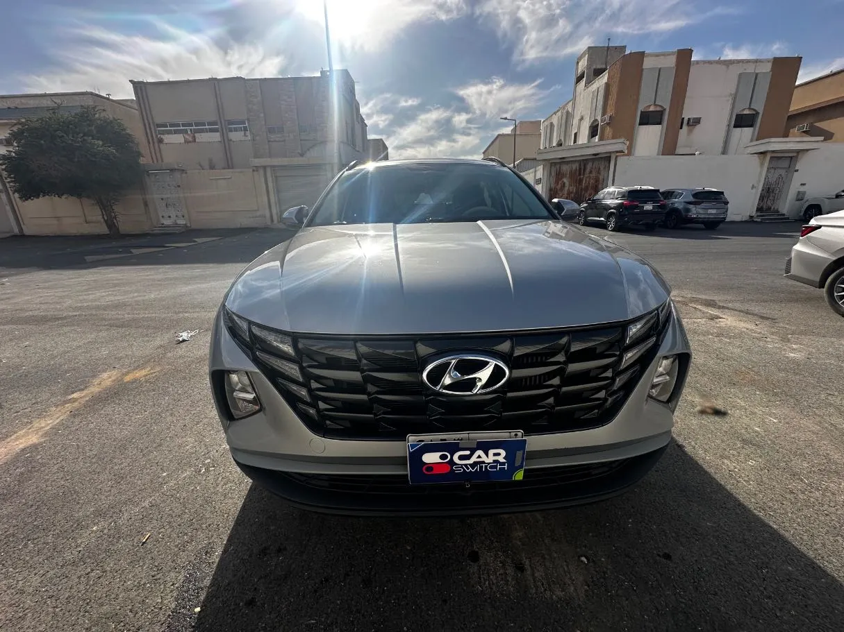 Car image 2