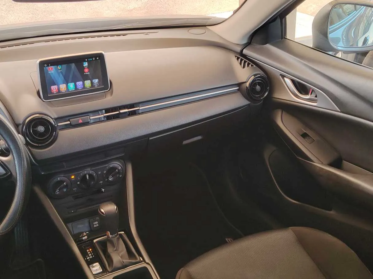 Car image 23
