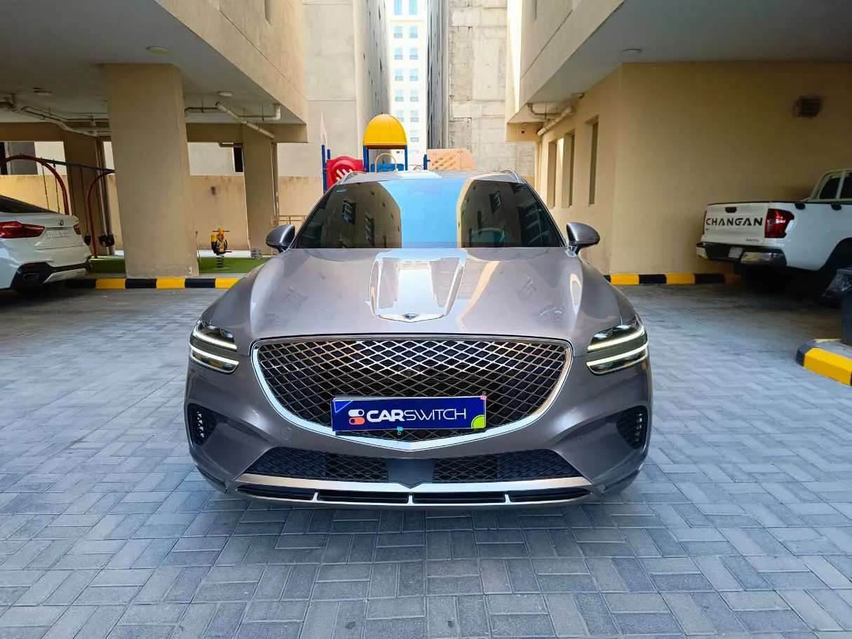 Car image 3