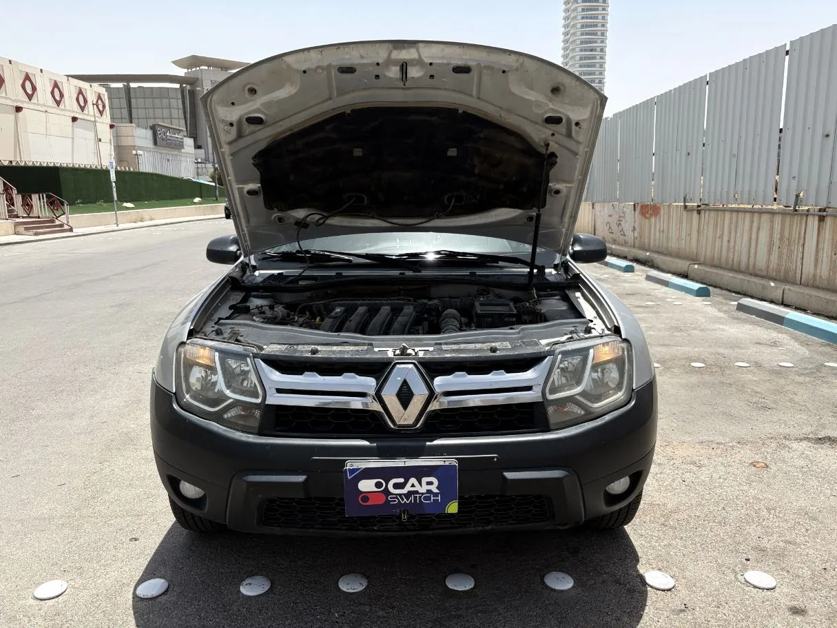 Car image 25