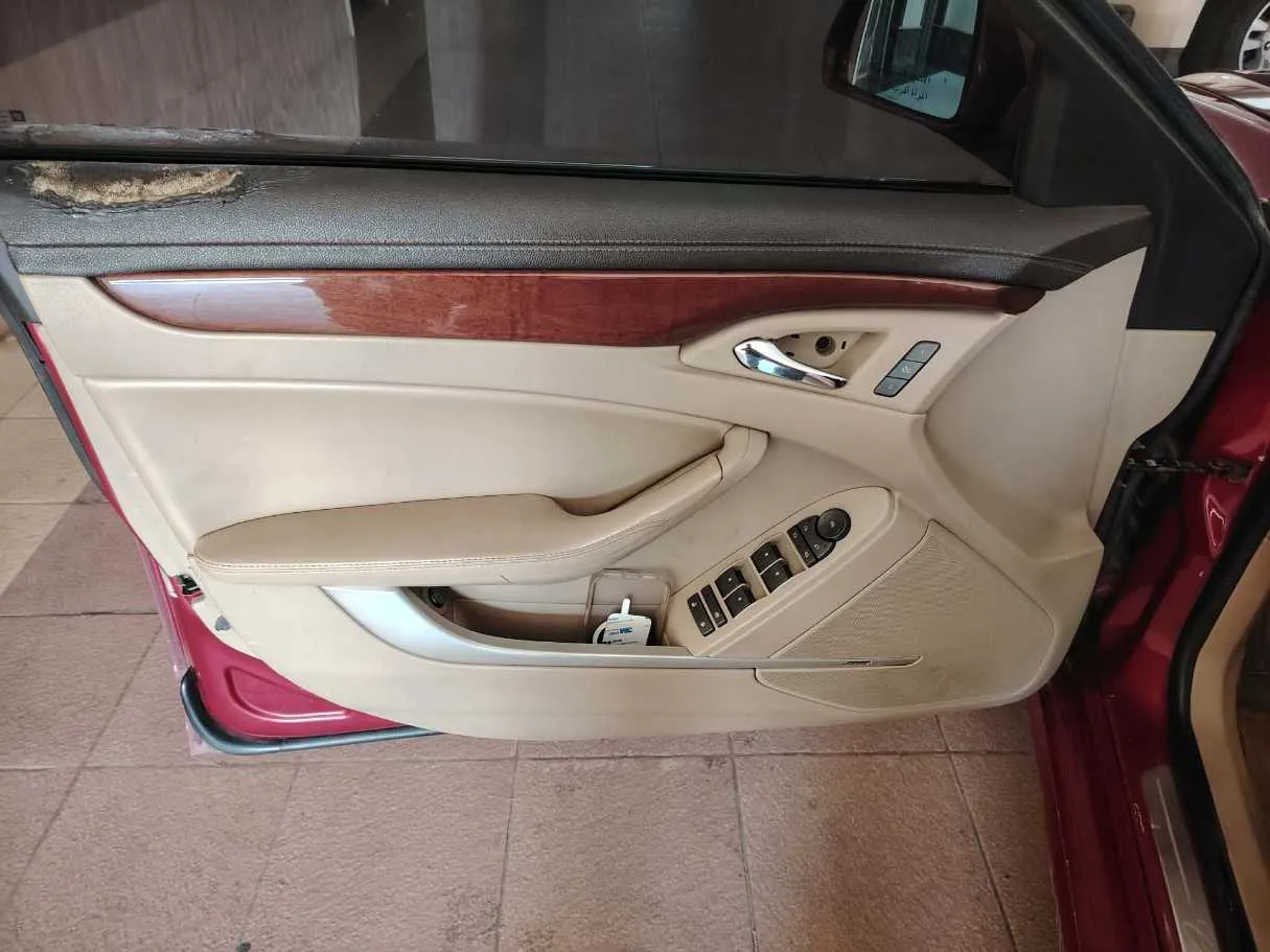 Car image 11