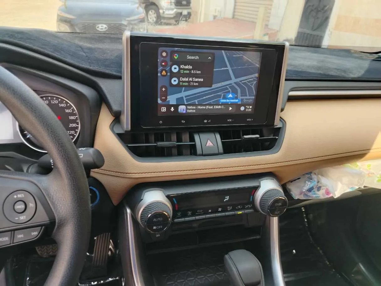 Car image 23