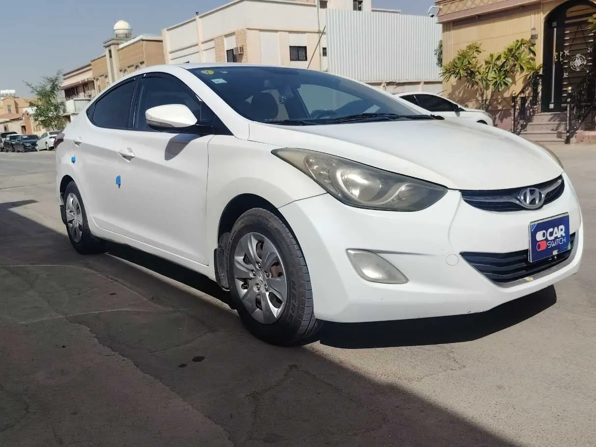 Car image 3