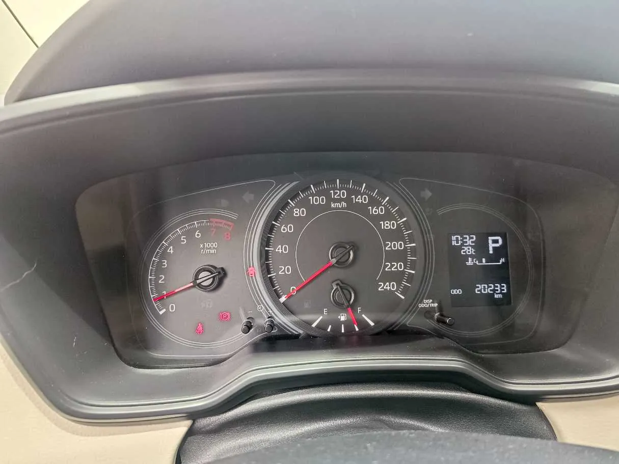 Car image 20