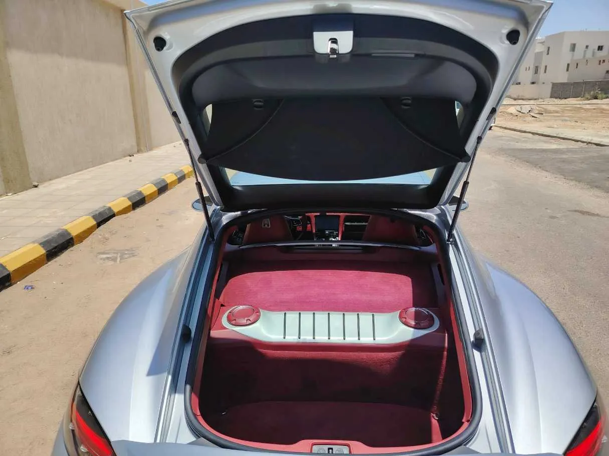 Car image 33