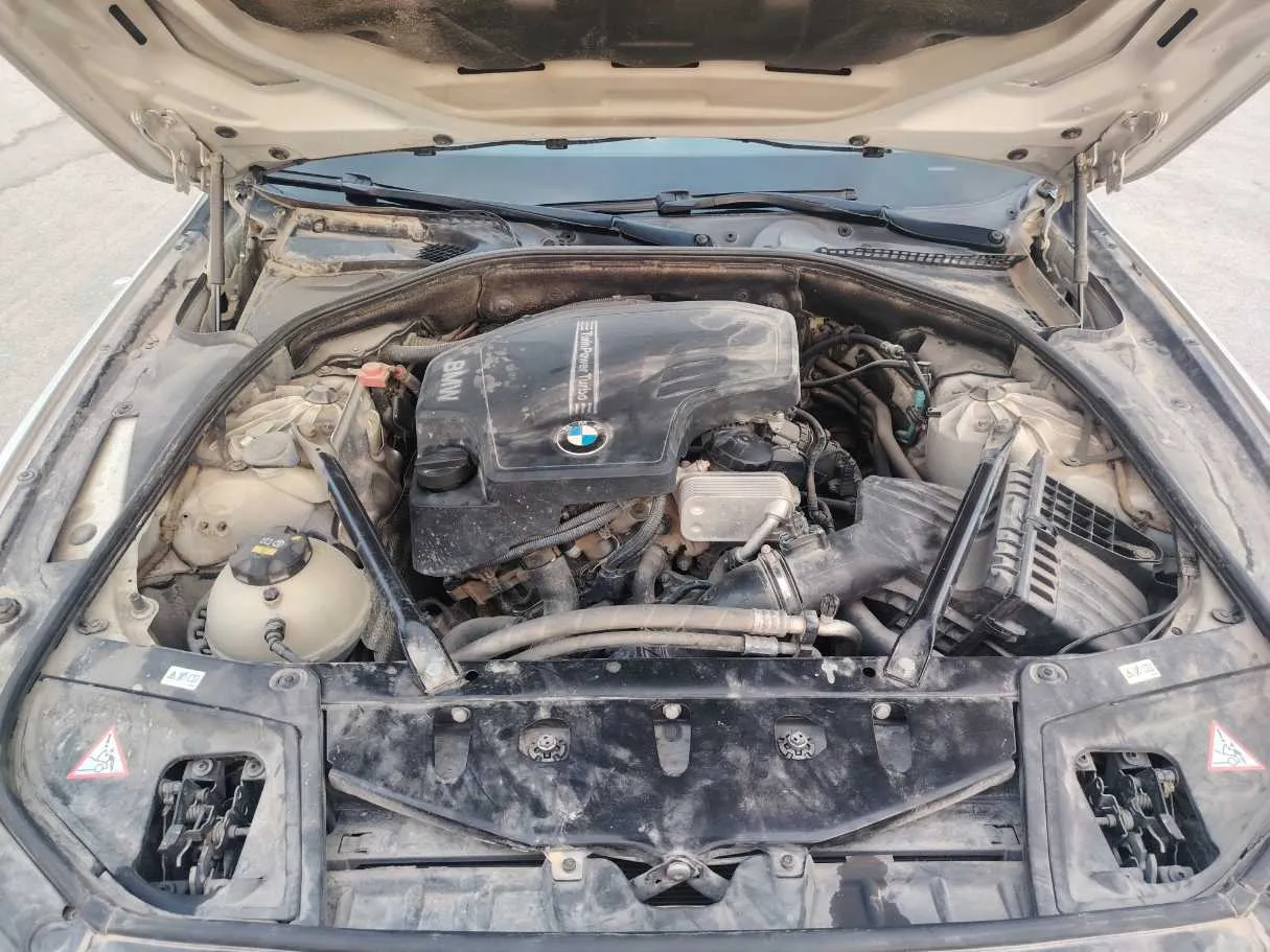 Car image 31