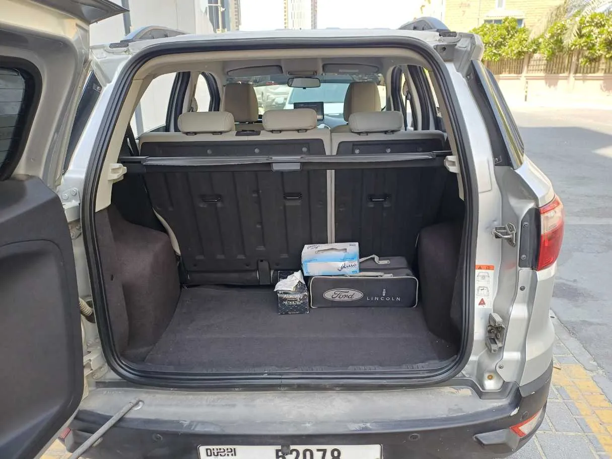 Car image 20